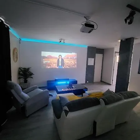 Cinema A Domicile Apartment Morlaix Exterior photo